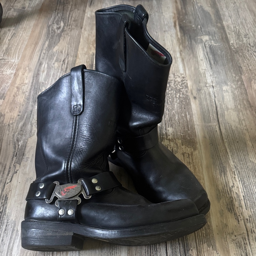 Red Wing Men's size 10 1/2 Black Riding Boots